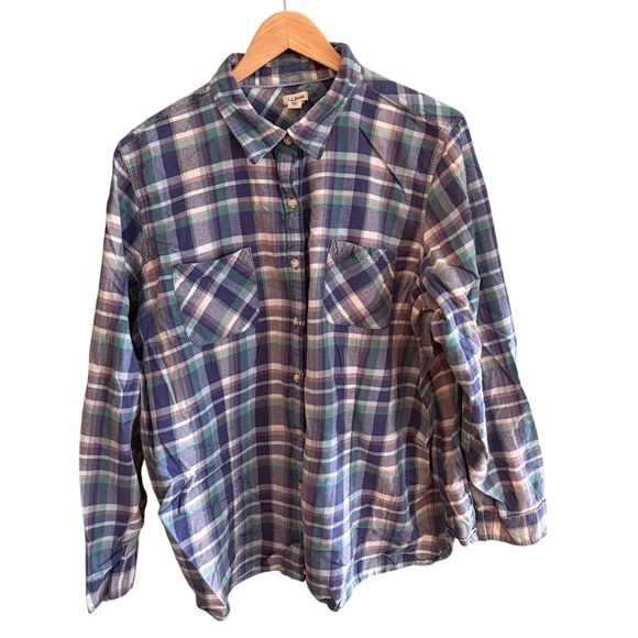 LL Bean Womens Relaxed Fit Plaid Flannel Top Size 2X English Countryside Barn - Picture 4 of 13